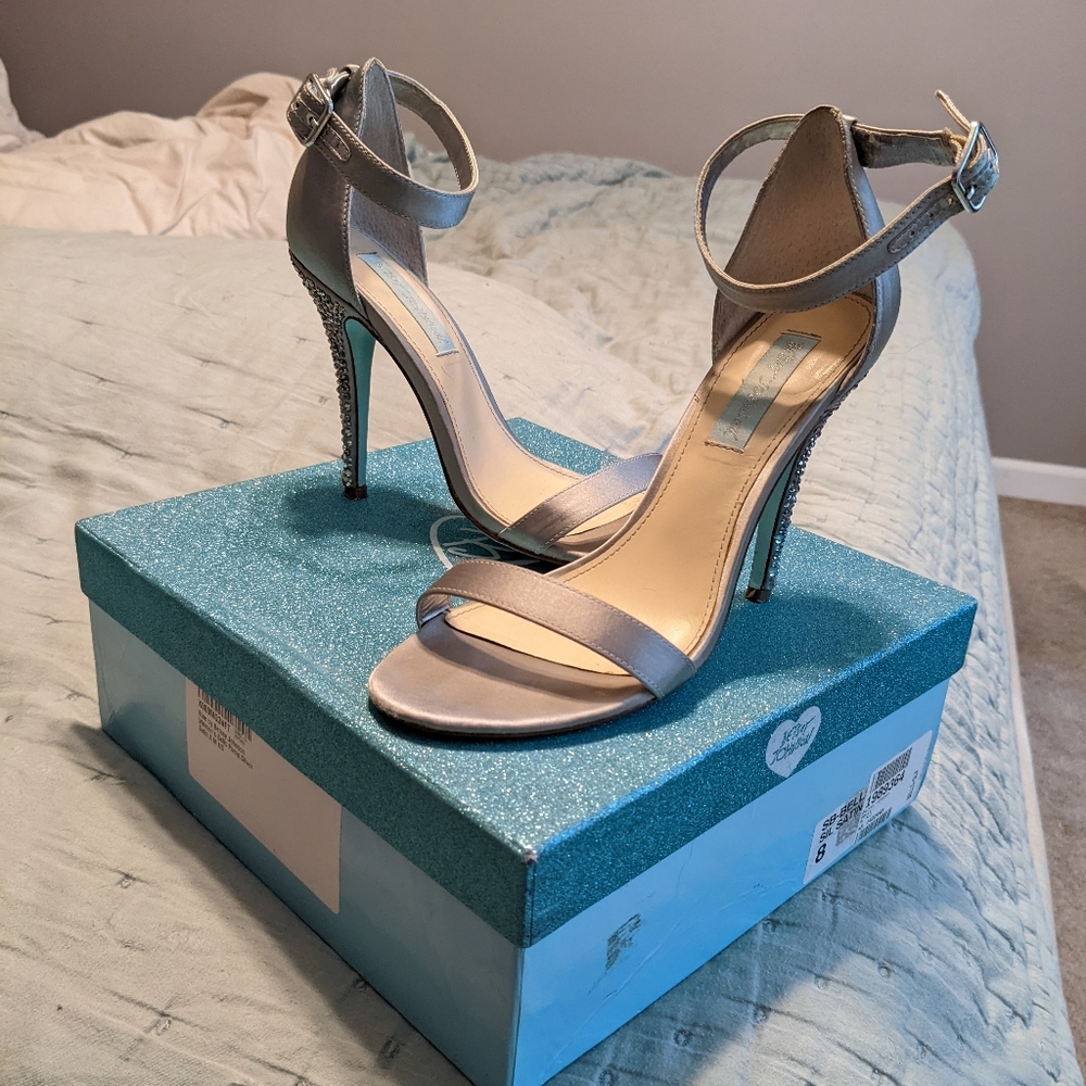 Betsy Johnson Blue Silver Satin Rhinestone Shoe 8